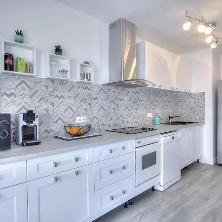 Le Sun-beach - Spacieux 3 Pieces Avec Parking A 400 M Des Plages De Appartement